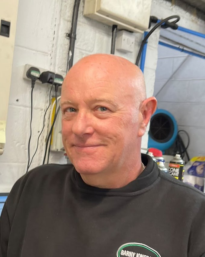 Jez, Vehicle Technician