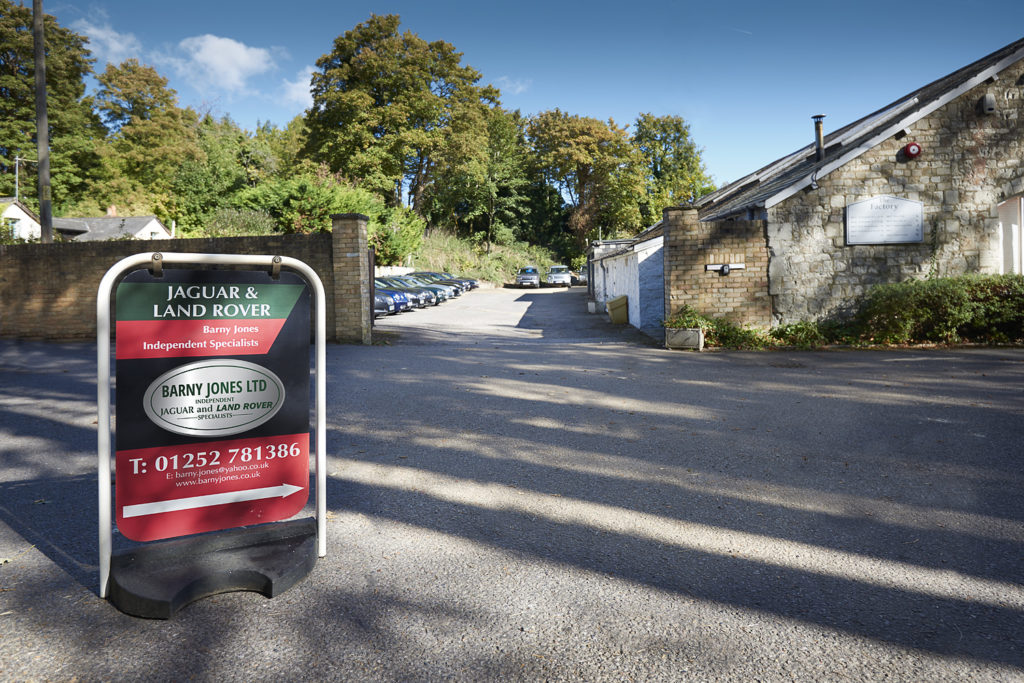 Barny Jones Limited Independent Jaguar & Land Rover Garage Barny